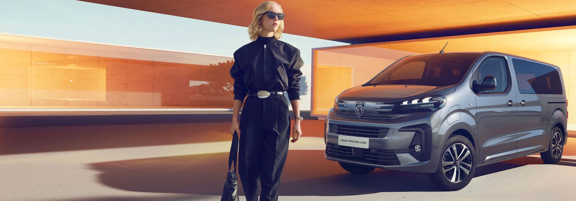 slider-traveller (1)_uybpl5wa4l